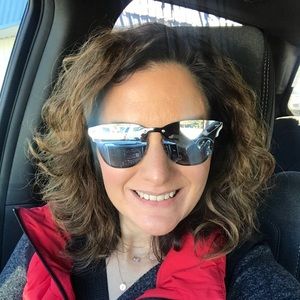 Meet your Posher, Erin